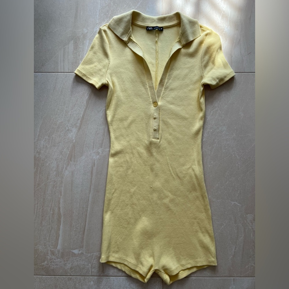 ZARA Short jumper in Yellow size S